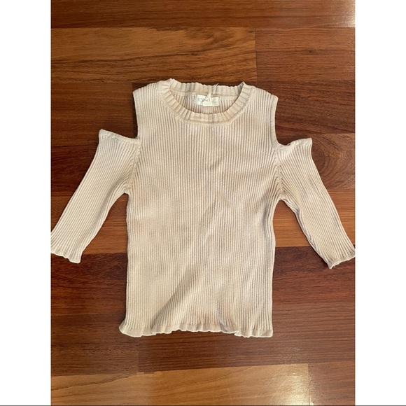 Forever 21 Cold Shoulder Cropped Shirt $30 - Picture 3 of 7